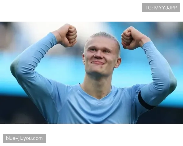 哈兰德与莱万的顶级中锋之争：赛场贡献与战术适配性的关键差异